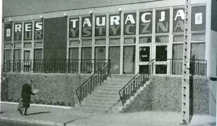 Restauracja Turystyczna w czasach wieszaków na gazety