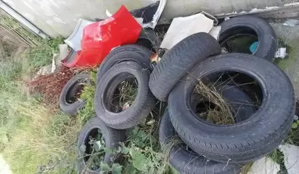 Średzkie ulice i chodniki jak tani bazar z rupieciami