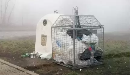 Mieszkańcy: Nie wywożą śmieci, to za co płacimy?