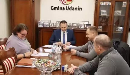 Podpisano umowę na przebudowę drogi Udanin - Pichorowice