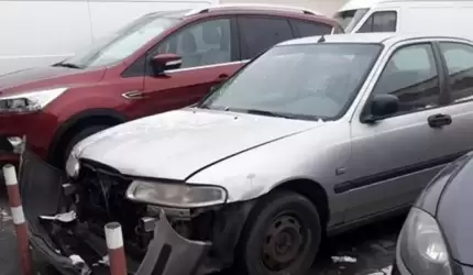 Co z porzuconymi pojazdami? Straż Miejska wyjaśnia