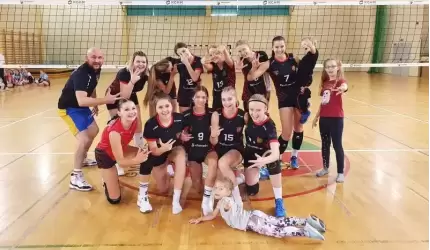 UKS Gminy Miękinia zaprasza na mecz na szczycie juniorek młodszych!