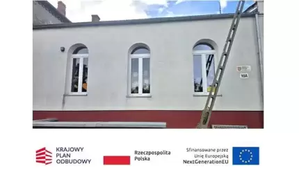 Modernizacja świetlicy w Łowęcicach dzięki środkom z KPO. Podpisano umowę z wykonawcą