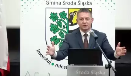 Odpowiedź sesyjna burmistrza ws. powołania wicedyrektora SP nr 3 w Środzie Śl. (wideo)