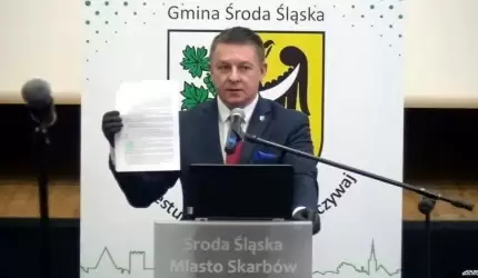 Uchwały Rady Miejskiej ws. pomocy dla lokalnych przedsiębiorców sektora MŚP (wideo)