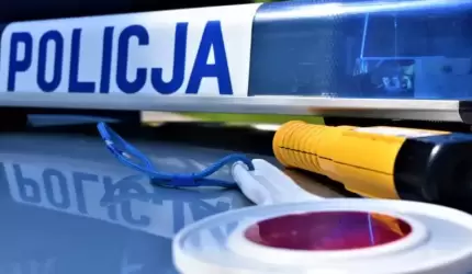 Wjechał do rowu. Był pod wpływem alkoholu i nie posiadał uprawnień