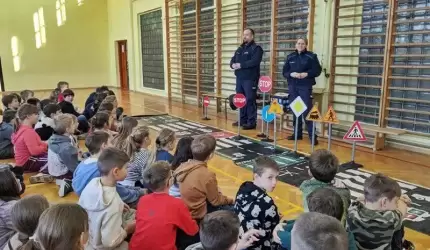Miękińscy policjanci spotkali się z uczniami