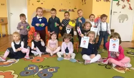 Dzień Kobiet w Przedszkolu Publicznym w Ciechowie