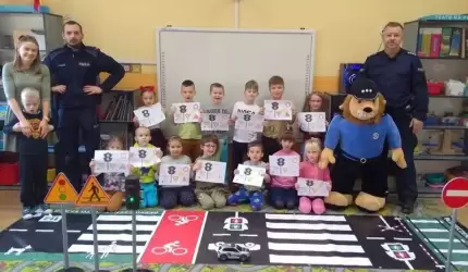 Policyjny program "Bezpieczeństwo to skarb" z udziałem przedszkolaków z Malczyc