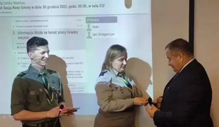 Burmistrz Gminy Miękinia otrzymał Honorową Odznakę Ruchu Przyjaciół Harcerstwa