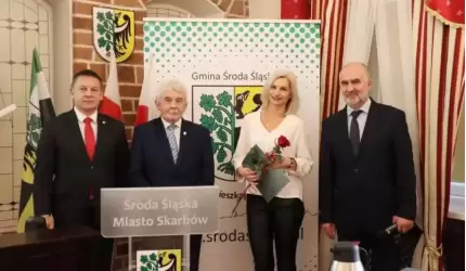 Nagrody Burmistrza dla dyrektorów i nauczycieli