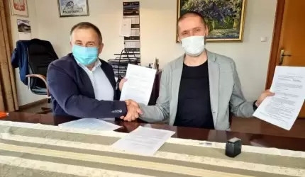 Wójt gminy Miękinia: Podpisałem 2 bardzo ważne umowy dotyczące przyszłości edukacji