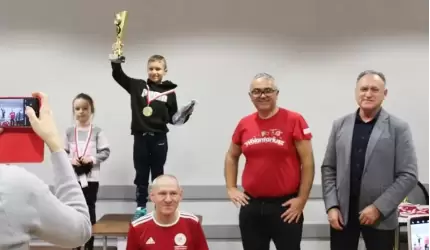 Warcabiści ze Środy Śląskiej wygrywają klasyfikacje w Brzegu Dolnym