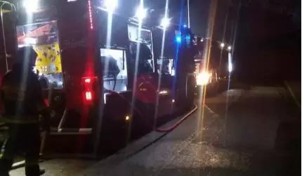 Awaria ciężarówki na DK i pożar na ul. Górnej - akcje trwają!