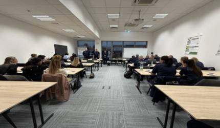 Szkolenie dla pracowników GOPS i dzielnicowych z zakresu procedury Niebieskiej Karty