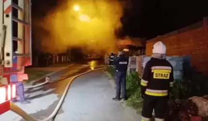 Pożar przy KFC, wypadek na autostradzie [raport strażaków]
