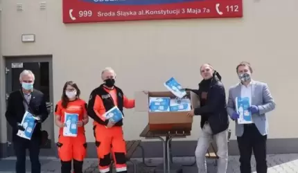 Kombinezony ochronne dla średzkiego pogotowia