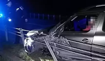 Ocknął się dopiero w momencie zderzenia z autobusem