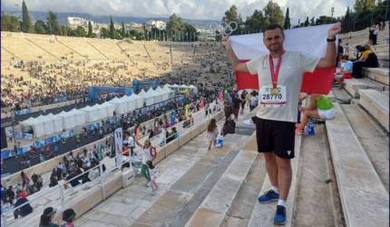 Policjant ze Środy Śląskiej zdobywa metę jednego z najtrudniejszych maratonów świata
