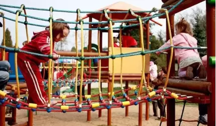 Odnowa placu zabaw i zagospodarowanie skweru w Gałowie