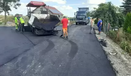 Asfaltowanie drogi gminnej we Wrocisławicach