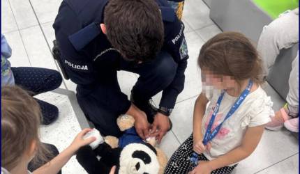 Pluszowe misie uratowane! A przy okazji – najmłodsi nauczyli się ratować innych!