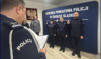 Nowo przyjęci policjanci zasilili szeregi średzkiej Policji