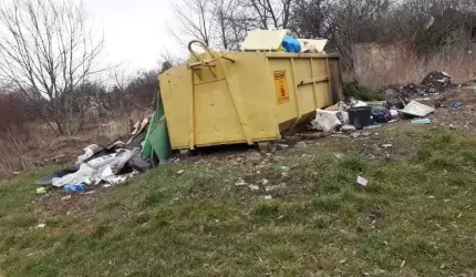 Sami sobie brudzą, a potem wielce odpoczywają (list)