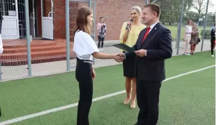 Stypendia Burmistrza dla najlepszych uczniów