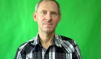 Traci wzrok, lecz się nie poddaje i działa, bo warcaby to jego świat