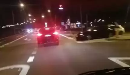 Kolizja przy stacji paliw w Środzie Śląskiej