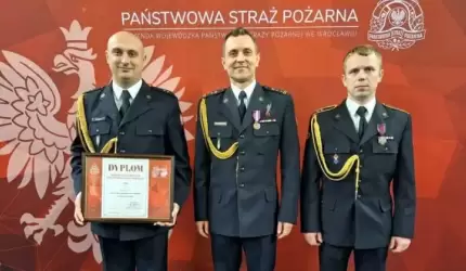 3 średzkich strażaków wyróżnionych na uroczystości w Komendzie Wojewódzkiej PSP