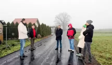 Droga gminna Gościsław - Lasek przebudowana i odebrana