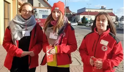 Zebrano blisko 4 tysiące zł na paczki dla potrzebujących!