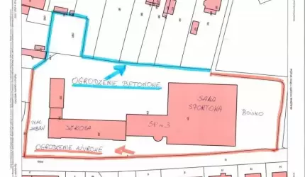 Do tematu artykułu dot. ogrodzenia i standardów w szkole przy ul. Górnej