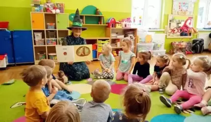 Spotkanie z panią bibliotekarką w Przedszkolu nr 1