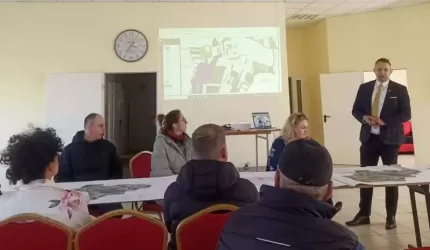 Spotkanie dotyczące scalania gruntów w Pielaszkowicach